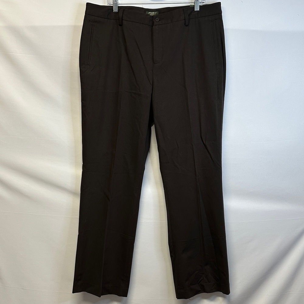NWT Eddie Bauer Women’s Plus Mercer Twill Mocha Straight Leg Pants 18